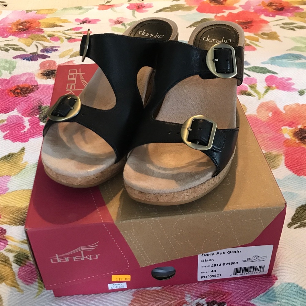 dansko carla wedge
